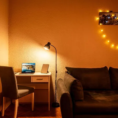 Διαμέρισμα Cozy In Center *