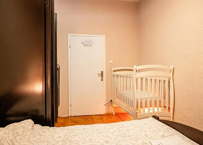 Cozy In Center شقة *